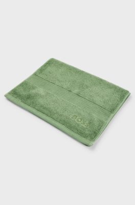 Cotton guest towel with tonal embroidered logo, Green