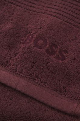 Cotton guest towel with tonal embroidered logo, Dark Red