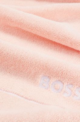 Cotton guest towel with white logo embroidery, Pink