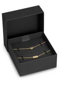 A sophisticated bracelet with branded hardware, Gold tone