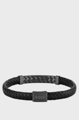 Schwarzes Armband aus geflochtenem Leder mit Fischgr&auml;tmuster auf dem Metall-Detail, Schwarz