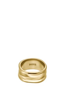 Ring with ripple design, Gold tone