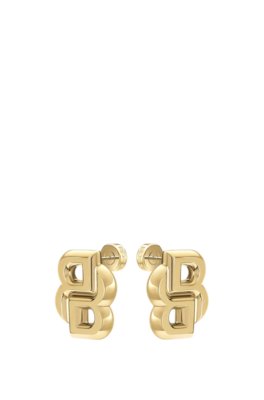 A versatile pair of earrings for women