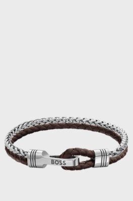 Pulsera de piel trenzada marr&oacute;n con acero inoxidable, Tono plateado