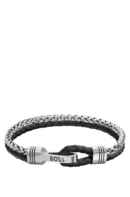 Contemporary bracelet for a modern accessory, Silver tone