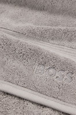 Serviette de toilette en coton argent avec logo brod&eacute;, Argent