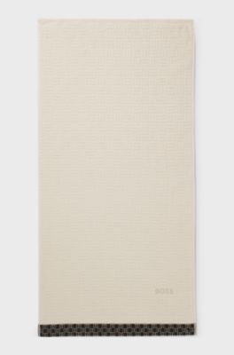 Cotton hand towel in sculpted-jacquard velvet, Light Beige