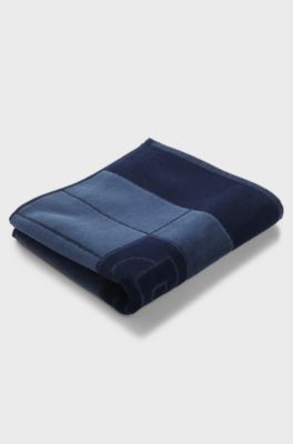 Cotton hand towel with carved Double B monogram, Dark Blue