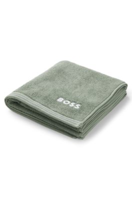 Cotton hand towel with contrast embroidered logo, Green