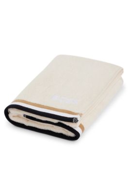Cotton-jacquard hand towel with signature stripe, Light Beige