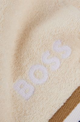 Cotton-jacquard hand towel with signature stripe, Light Beige