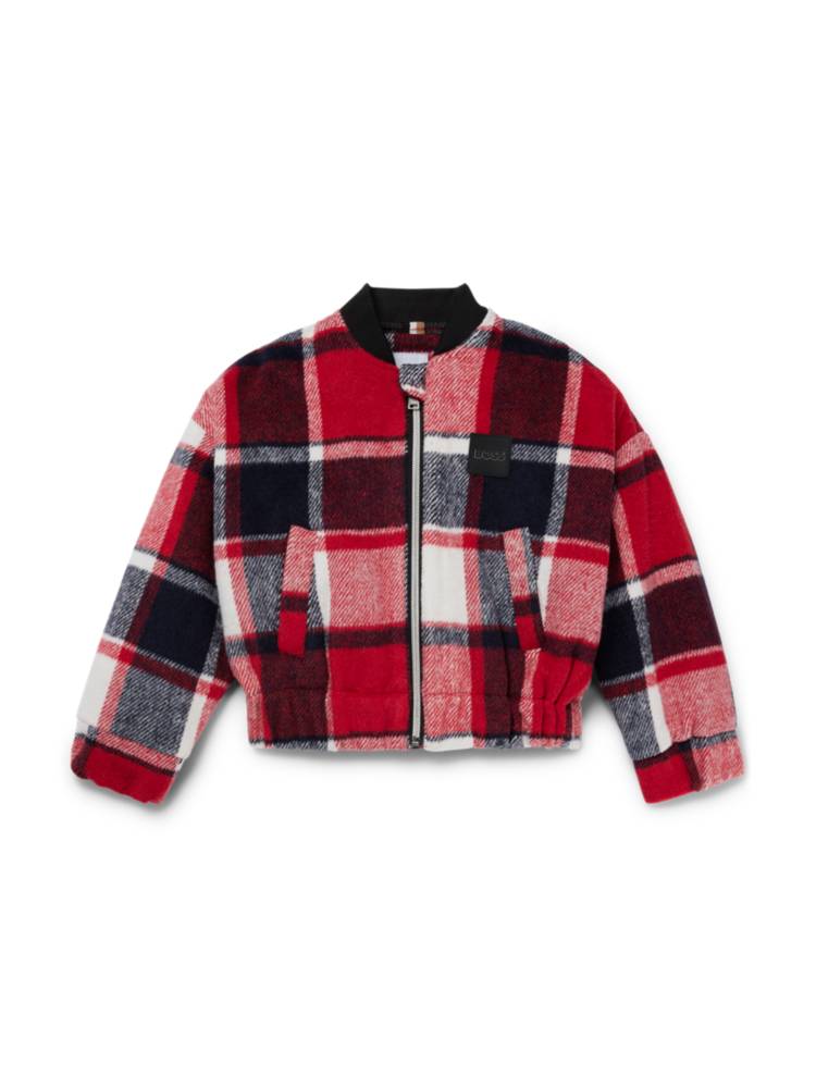 Artikel klicken und genauer betrachten! - BOSS Jacke im Blouson-Stil für Kinder. Die Jacke mit Reißverschluss ist aus einem soften Material-Mix mit Baumwoll- und Woll-Anteil gefertigt, der ein angenehmes Tragegefühl verspricht. Ein durchgehendes Karo-Muster sorgt für einen lässigen Look. Auf der Rückseite ist ein BOSS Logo aufgestickt, auf der Brust befindet sich ein Logo-Aufnäher. | im Online Shop kaufen