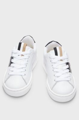 Kids' leather trainers with logo stripe, White