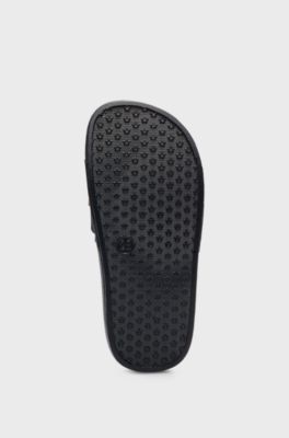 Kids' slides with contrast logos, Black