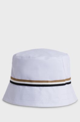 Baby bucket hat in reversible cotton twill, White