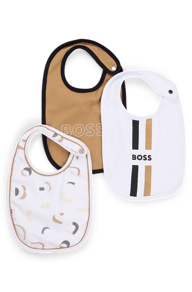 Gift-boxed set of three baby bibs in cotton, White