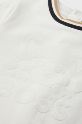 Gift-boxed sleepsuit and hat set for babies, White