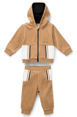 Boîte cadeau avec survêtement en coton mélangé pour bébé