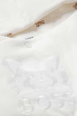 Baby nest in cotton with red-panda artwork, White