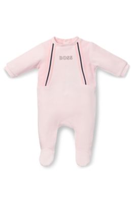 Baby sleepsuit in cotton-blend velvet with logo print, light pink
