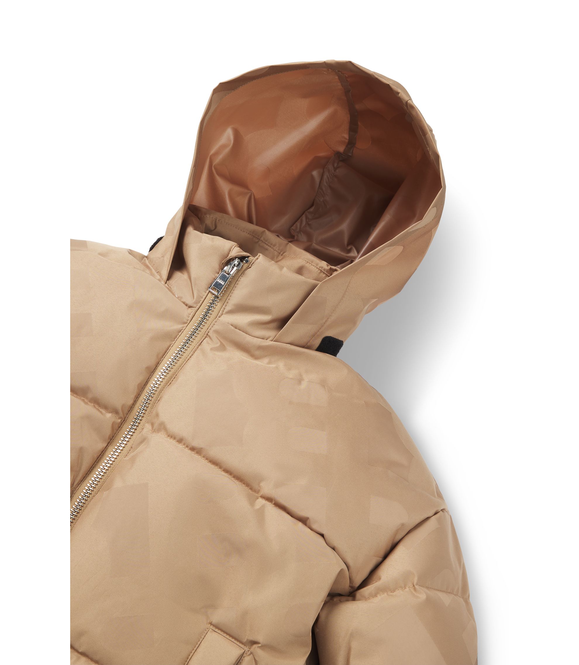 hbeuJ51095_223_201?wid=1980&