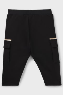 Pantaloni cargo per bambini in piqu&eacute; elasticizzato con etichetta con logo, Nero