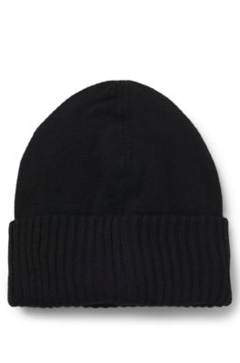 Kids' beanie hat with silicone logo label, Black