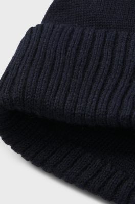 Kids' knitted beanie hat with rubber-effect logo, Dark Blue