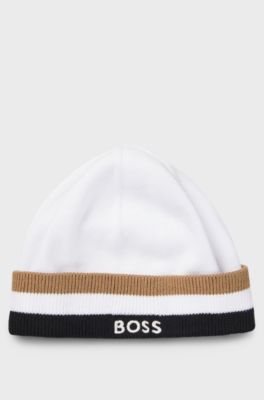 Gift-boxed beanie hat and booties for babies, White