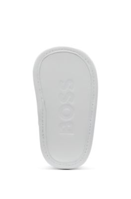 Baby sandals in leather with logo print, White