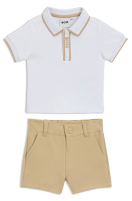 Boîte cadeau avec polo et short pour bébé