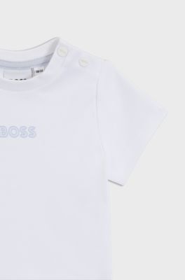 S&aelig;t med shorts og T-shirt i gave&aelig;ske til babyer, Hvid