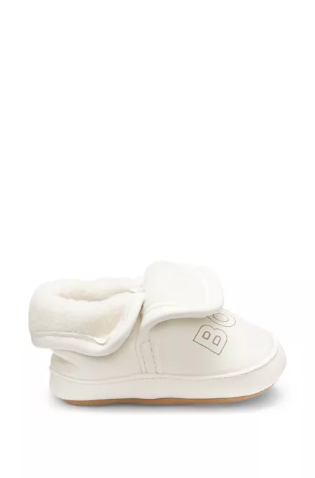 Chaussons en cuir souple avec logo imprimé pour bébé