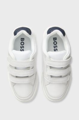 Sneakers til b&oslash;rn i l&aelig;der med logo og tre burreb&aring;ndsremme, Hvid