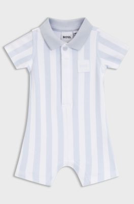 Mono corto para beb&eacute; de algod&oacute;n a rayas con cuello de polo, Celeste
