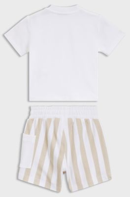 T-shirt en short voor baby's in een cadeaubox, Beige