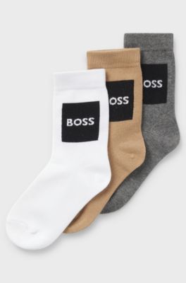 Paquete de tres pares de calcetines para ni&ntilde;os de algod&oacute;n con logos, Variado