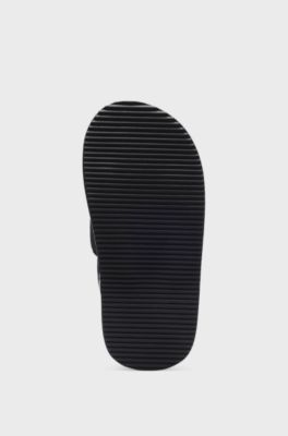 Kindersandalen met kenmerkend gestreept logo, Zwart