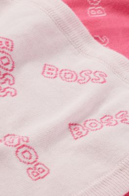 Gift-boxed blanket for babies with jacquard-woven logos, light pink