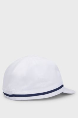 Baby cap in cotton with logo label, White