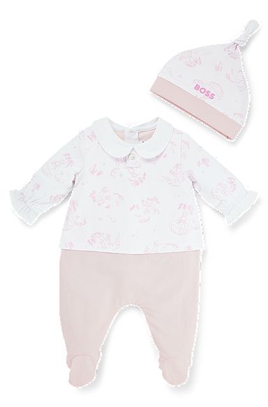 Gift-boxed all-in-one and hat for babies, light pink