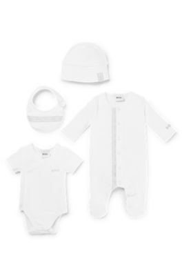 Gift-boxed sleepsuit, bodysuit, hat and bib for babies, White