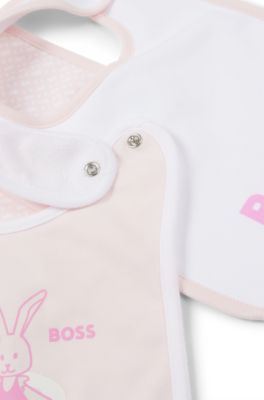 Gift-boxed set of three baby bibs in cotton, light pink