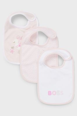 Gift-boxed set of three baby bibs in cotton, light pink