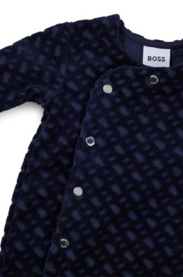 베이비 모노그램 슬립수트와 모자 기프트 박스 세트, 다크 블루