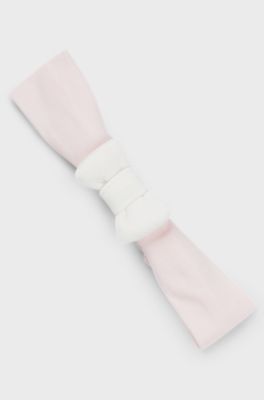 Gift-boxed sleepsuit and headband for babies, White