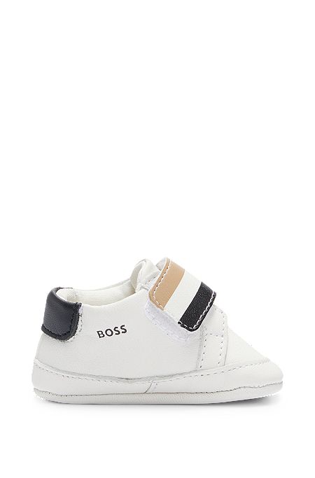 Gift-boxed leather trainers for babies, White