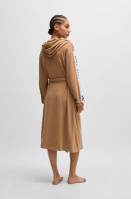 Hooded dressing gown with logo-print sleeves, Beige
