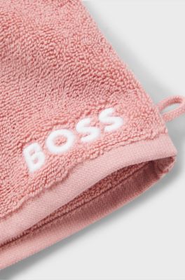 Cotton wash mitt with contrast embroidered logo, light pink
