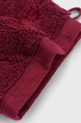 Cotton wash mitt with embroidered logo, Dark Red